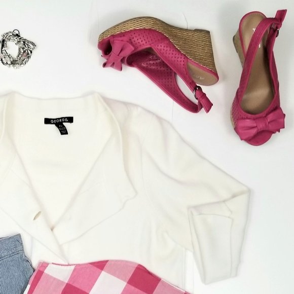 FIND THESE BEAUTIES & SO MUCH MORE IN MY CLOSET! - Picture 4 of 5